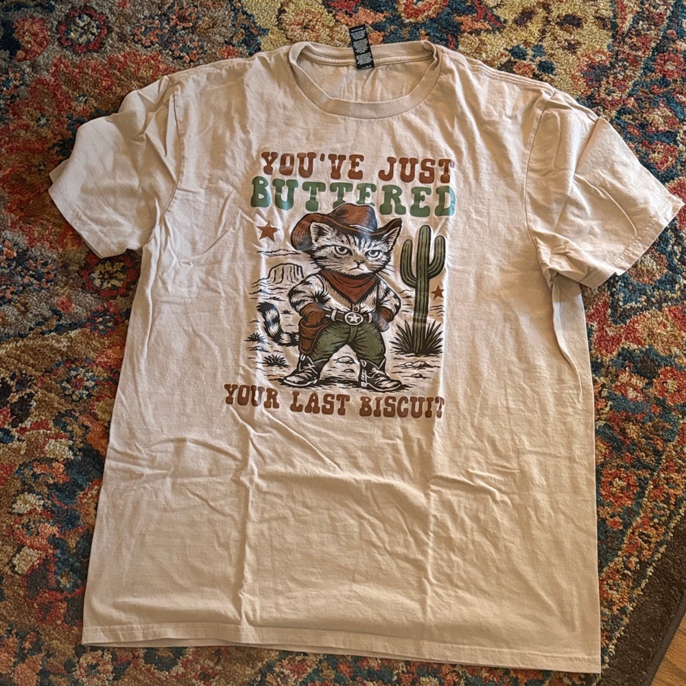 Source Unknown Cream Cat Graphic Tee